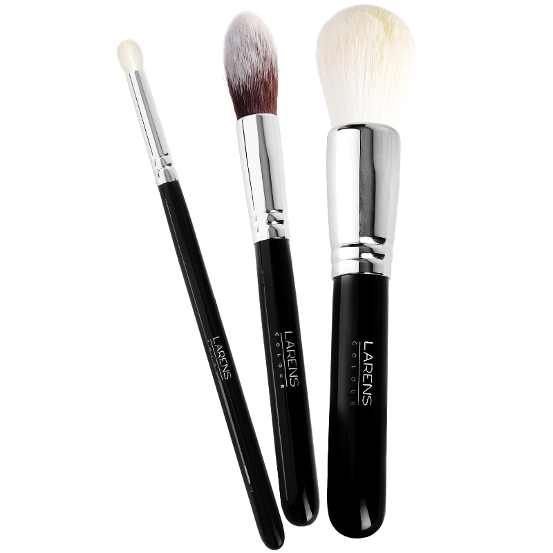 Makeup brushes